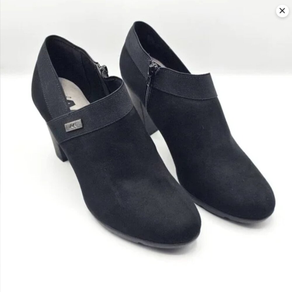 Anne Klein AKSPORT Heeled Ankle Bootie| Black Faux Suede | Size 11 | NWOT